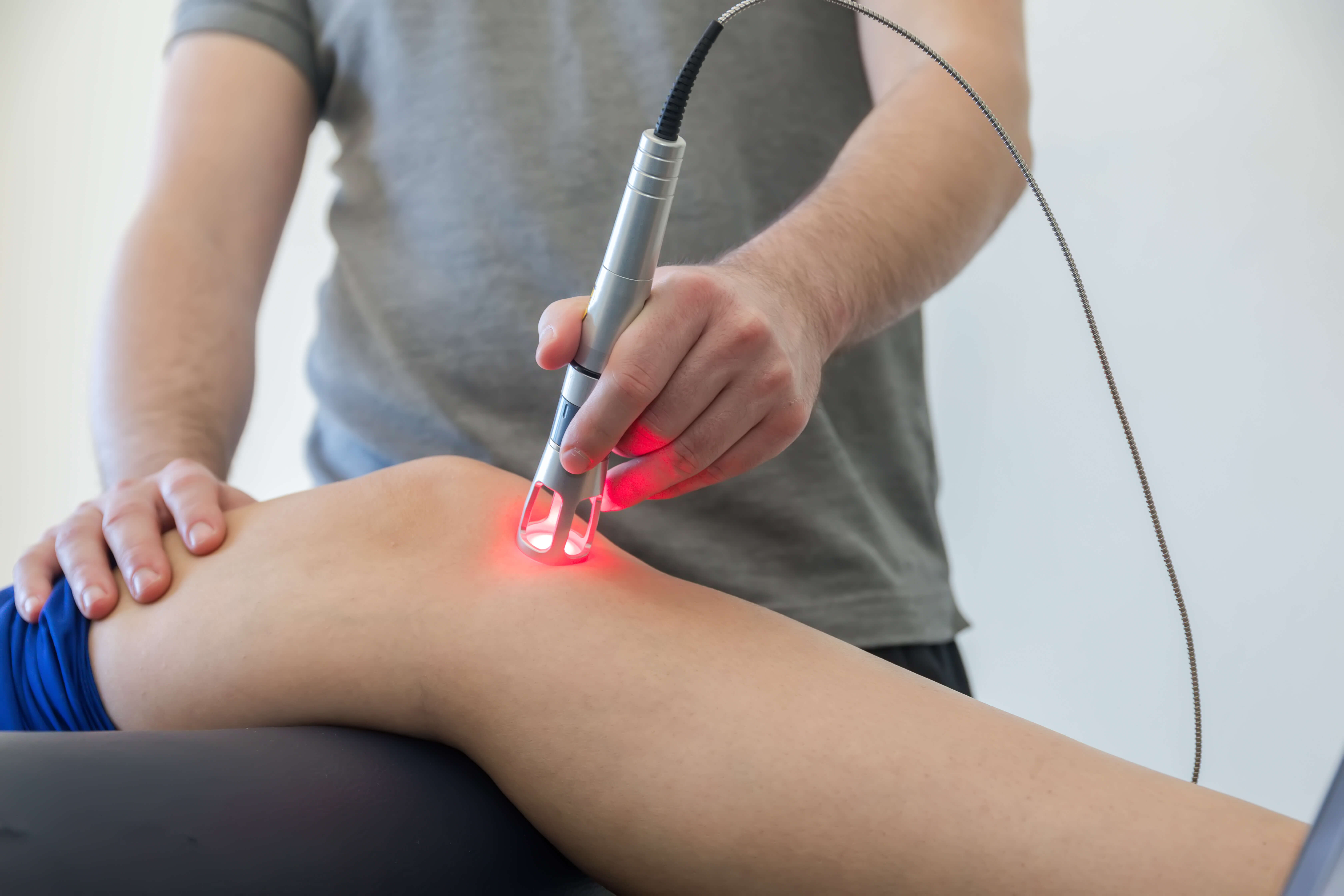 How can physiotherapy help with your knee pain?